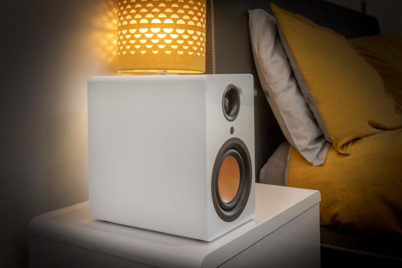  - Mitchell Acoustics uStream One | Photos des enceintes bibliothèque